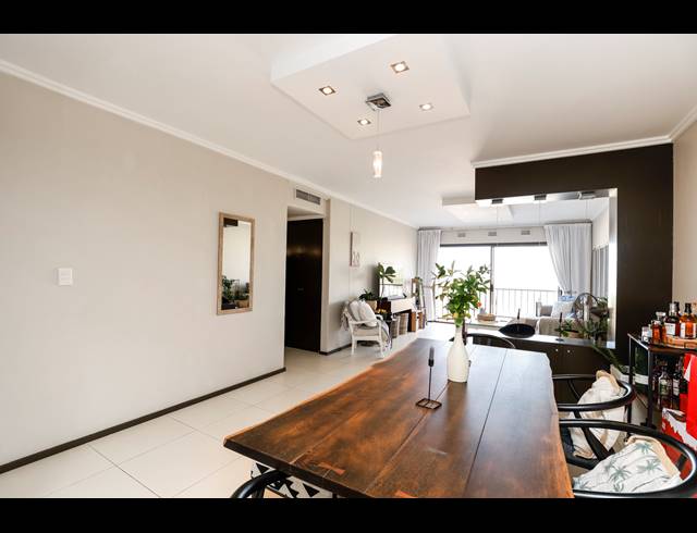 2 BEDROOM APARTMENT FOR SALE IN UMHLANGA CENTRAL